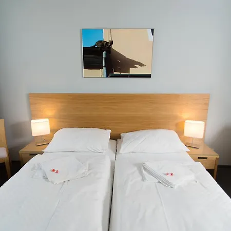 Hotel Atom