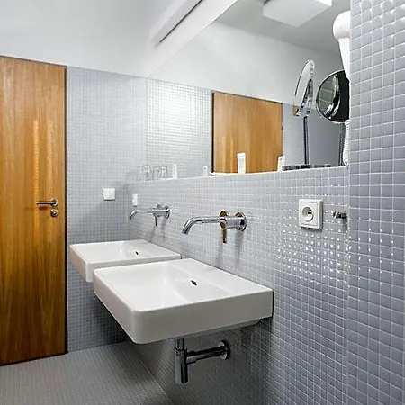 Atom Hotel Třebíč
