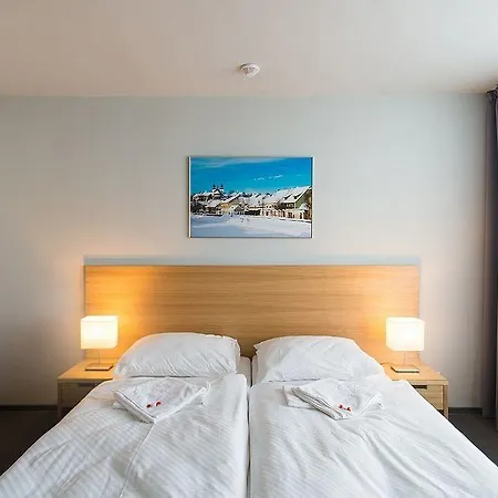 Atom Hotell 3*